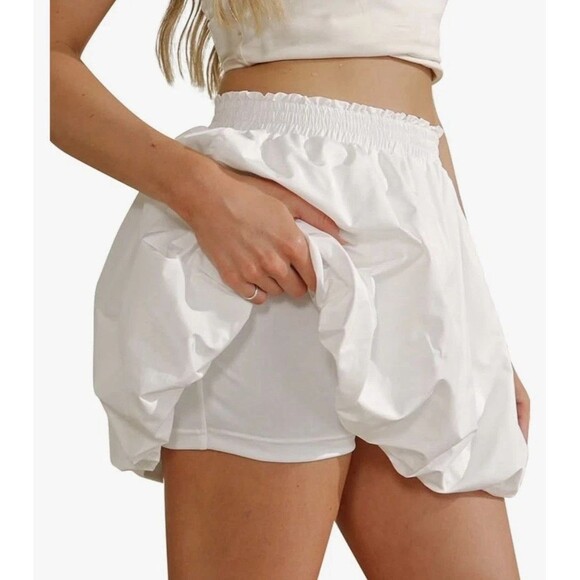 Pants - White Bubble Hem Skort 2X High Waist Elastic Mini NWOT